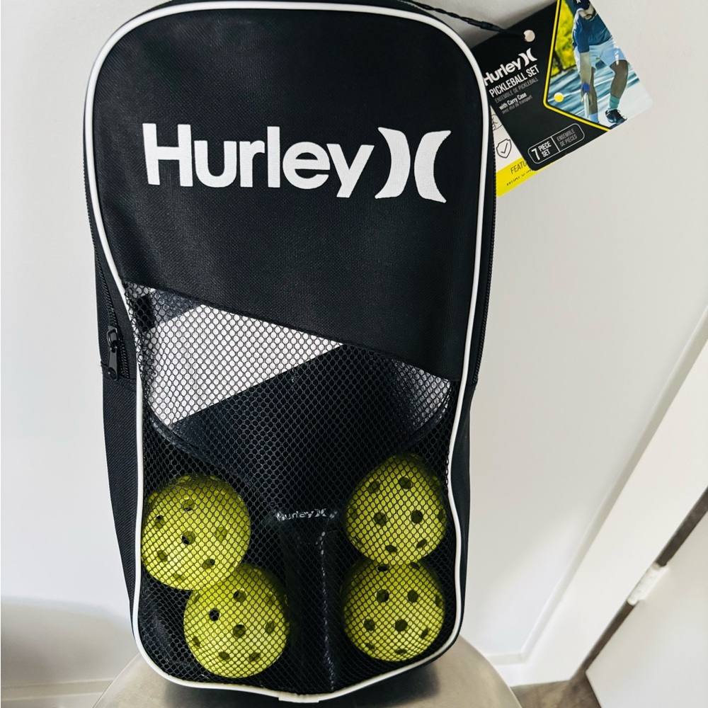 Hurley Pickle Ball  Paddle Set with Black and White Design